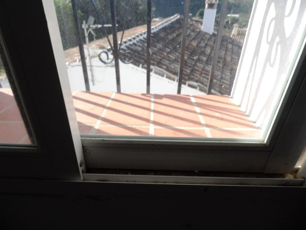 3 bedroom Townhouse for sale in Canillas de Aceituno - € 89,000 (Ref: 5034514)