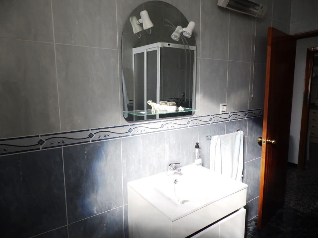 4 soveværelse Byhus til salg i Algarrobo - € 230.000 (Ref: 5034515)