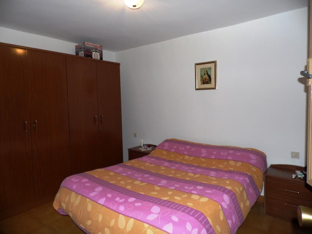 4 bedroom Townhouse for sale in Benamargosa - € 89,000 (Ref: 5174421)