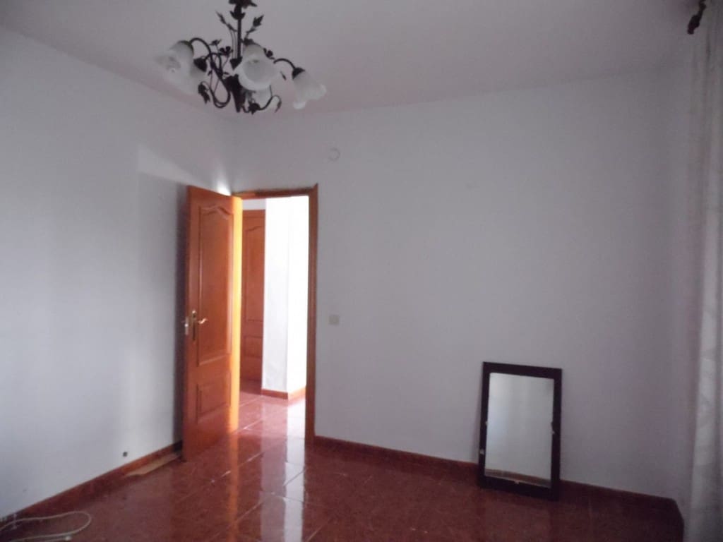 Byggegrund til salg i Benamocarra - € 500.000 (Ref: 5178321)