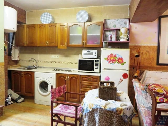 2 makuuhuone Omakotitalo myytävänä paikassa Cómpeta - 67 300 € (Ref: 5462948)