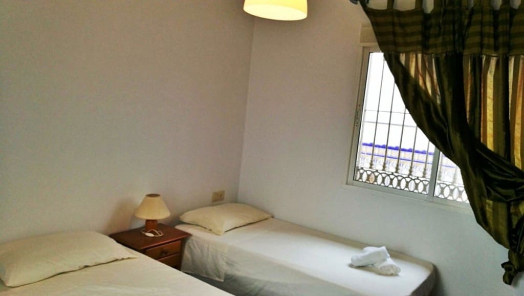 4 soveværelse Semi-Rækkehus til salg i Competa med garage - € 262.500 (Ref: 5610283)