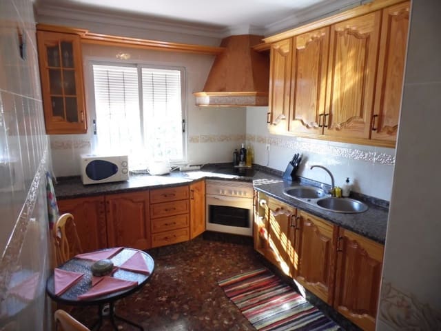 7 soveværelse Villa til salg i Benamargosa - € 199.500 (Ref: 5755891)