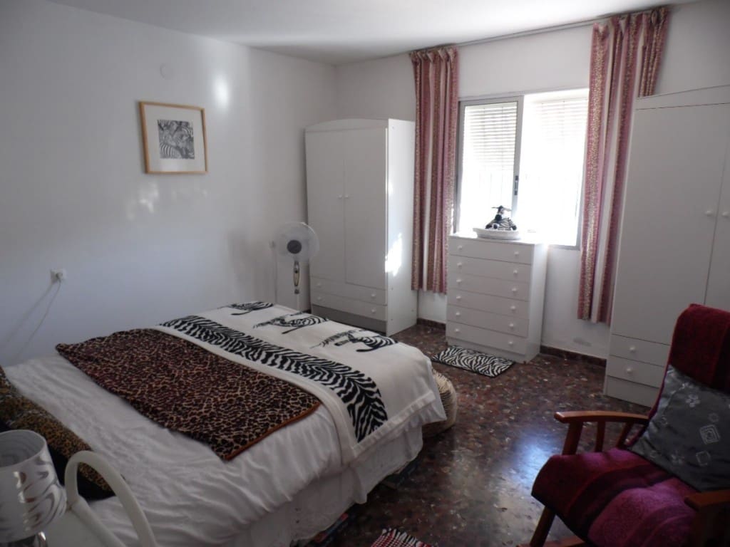 7 soveværelse Villa til salg i Benamargosa - € 199.500 (Ref: 5755891)