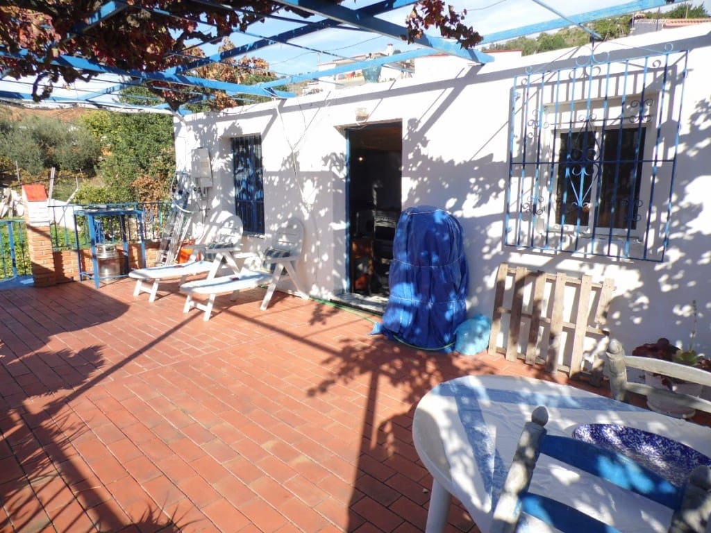 7 soveværelse Villa til salg i Benamargosa - € 199.500 (Ref: 5755891)