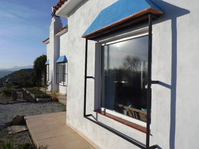 4 sovrum Finca/Hus på landet till salu i Canillas de Aceituno - 395 000 € (Ref: 5924325)