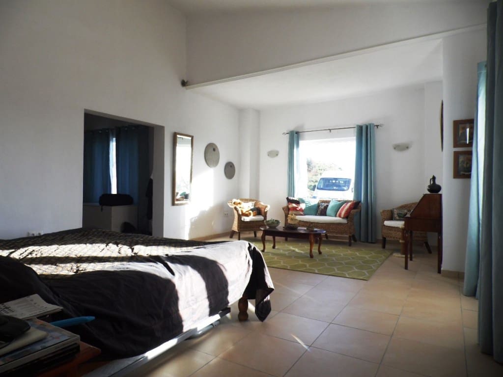 4 soveværelse Finca/Landehus til salg i Canillas de Aceituno - € 395.000 (Ref: 5924325)