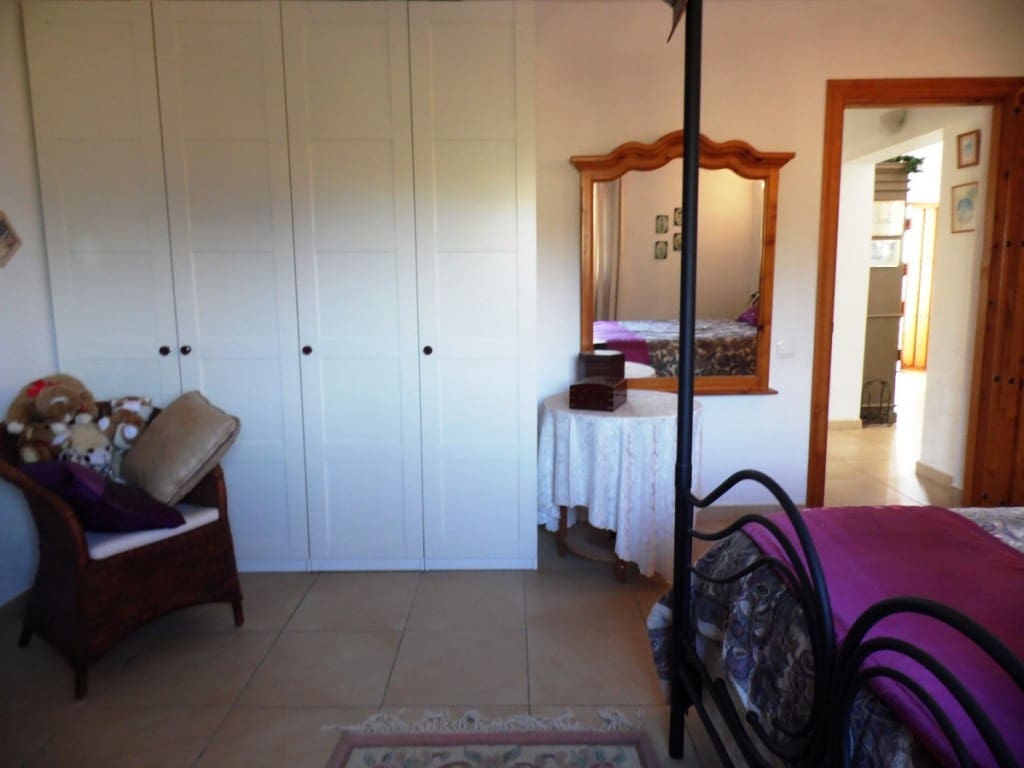 4 soveværelse Finca/Landehus til salg i Canillas de Aceituno - € 395.000 (Ref: 5924325)