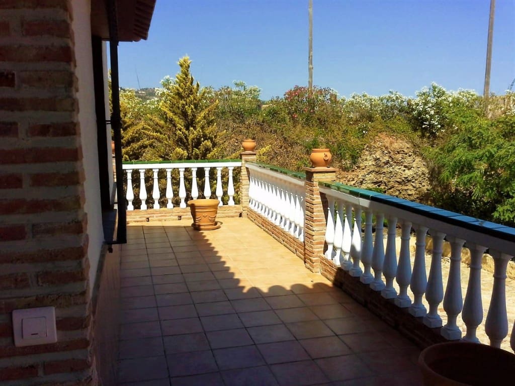 3 soveværelse Villa til salg i Algarrobo Costa - € 795.000 (Ref: 6065571)