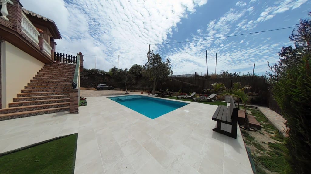 3 soveværelse Villa til salg i Algarrobo Costa - € 795.000 (Ref: 6065571)