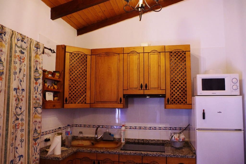 2 soveværelse Finca/Landehus til salg i Vinuela med swimmingpool - € 273.000 (Ref: 6483331)