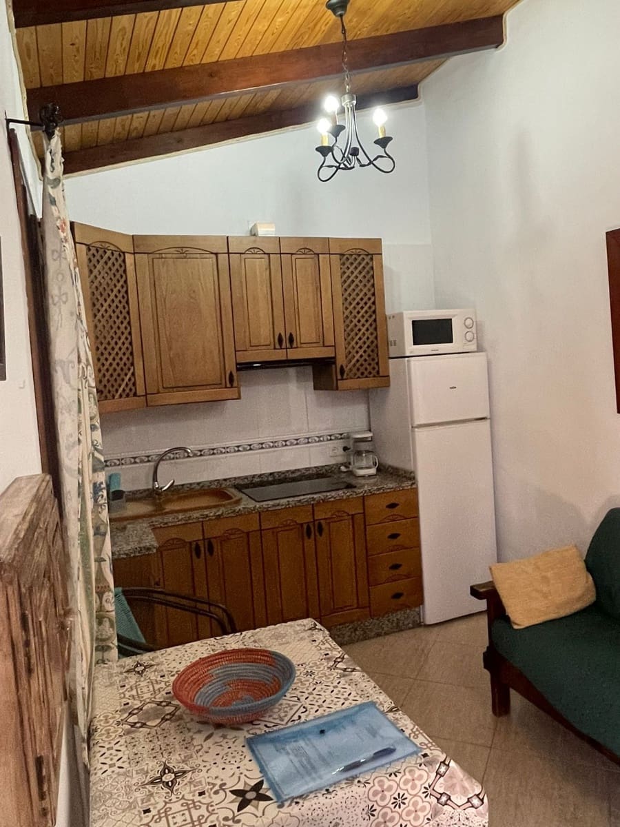 2 soveværelse Finca/Landehus til salg i Vinuela med swimmingpool - € 273.000 (Ref: 6483331)