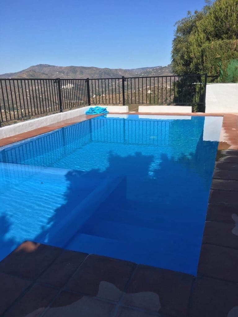 Finca/Casa Rural de 2 habitaciones en Viñuela en venta con piscina - 273.000 € (Ref: 6483331)