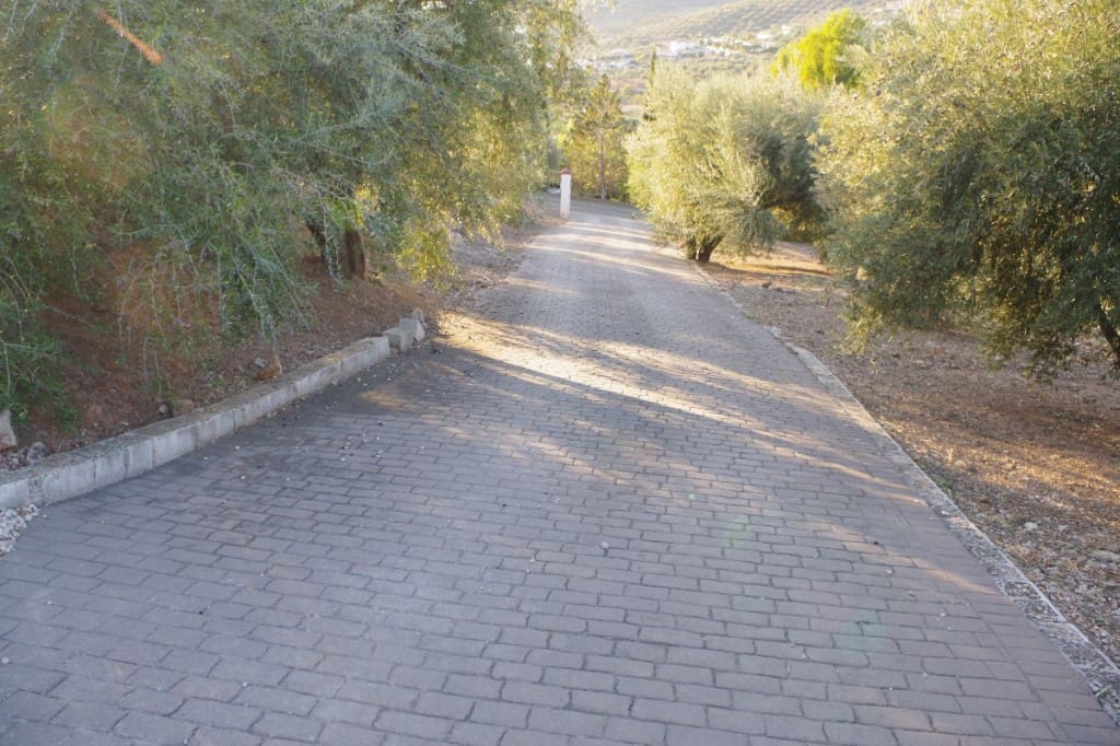 5 soveværelse Finca/Landehus til salg i Alcaucin med swimmingpool - € 459.000 (Ref: 6483332)