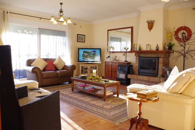 5 chambre Finca/Maison de Campagne à vendre à Alcaucín avec piscine - 459 000 € (Ref: 6483332)