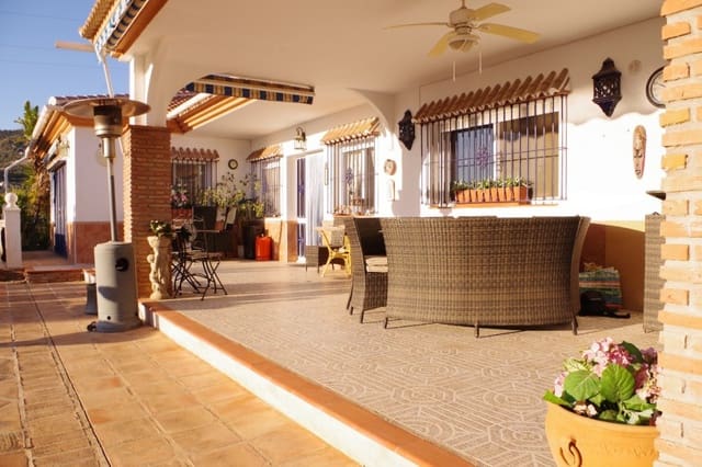 5 sovrum Finca/Hus på landet till salu i Alcaucín med pool - 459 000 € (Ref: 6483332)