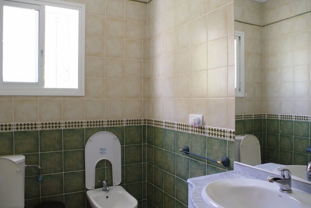 3 chambre Finca/Maison de Campagne à vendre à Canillas de Aceituno avec piscine - 350 000 € (Ref: 6730531)