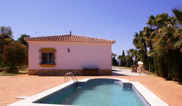 3 sovrum Finca/Hus på landet till salu i Canillas de Aceituno med pool - 350 000 € (Ref: 6730531)