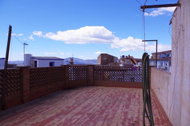 3 makuuhuone Omakotitalo myytävänä paikassa Periana - 126 000 € (Ref: 6784478)