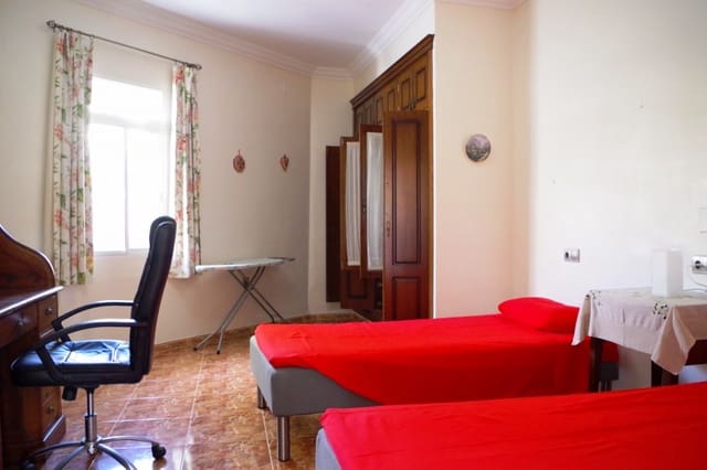 4 slaapkamer Villa te koop in Caleta de Vélez, Vélez-Málaga met zwembad - € 485.000 (Ref: 6794839)