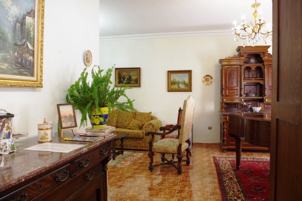 4 soveværelse Villa til salg i Caleta de Velez med swimmingpool - € 485.000 (Ref: 6794839)