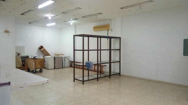 4 soveværelse Erhverv til salg i Torre del Mar, Vélez-Málaga - € 735.000 (Ref: 7132011)