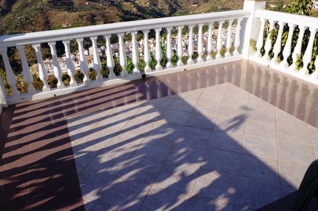 2 soverom Finca/Herregård til salgs i Sayalonga - € 240 000 (Ref: 7213848)