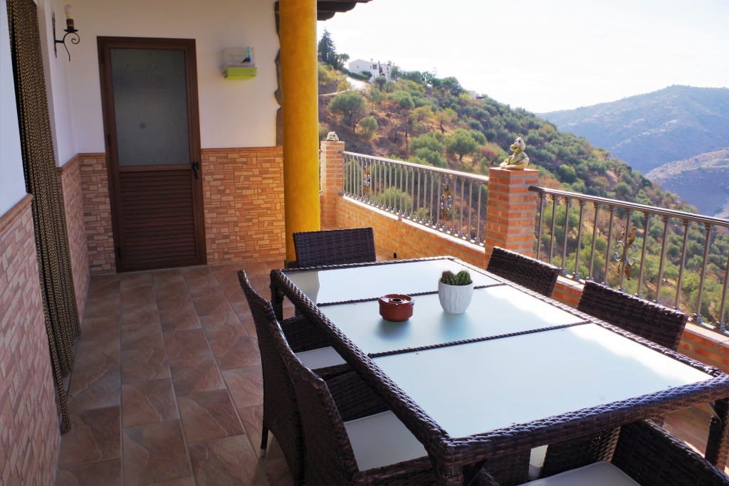 4 bedroom Finca/Country House for sale in Sayalonga with pool - € 570,000 (Ref: 7287922)