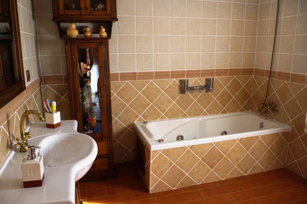 4 bedroom Finca/Country House for sale in Sayalonga with pool - € 570,000 (Ref: 7287922)