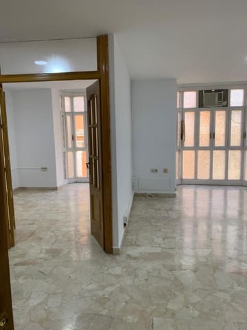 2 soveværelse Kontor til salg i Centro Historico, Málaga by - € 330.000 (Ref: 7353114)