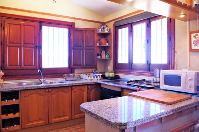 3 sypialnia Finka/Dom wiejski na sprzedaż w Iznate - 250 000 € (Ref: 7453585)