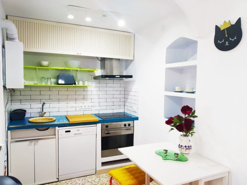 Casa de 2 habitaciones en Torrox en venta - 199.000 € (Ref: 7621756)