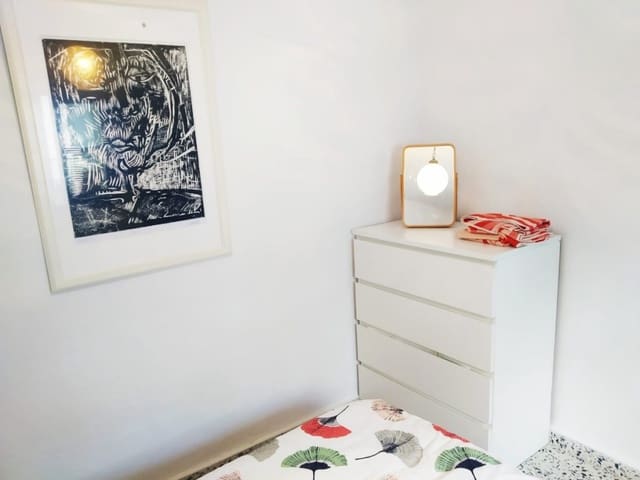 Casa de 2 habitaciones en Torrox en venta - 199.000 € (Ref: 7621756)