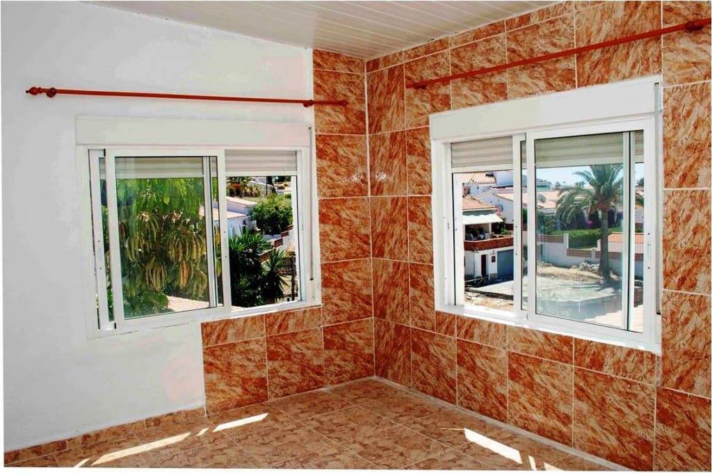 11 soveværelse Villa til salg i Caleta de Velez - € 585.000 (Ref: 7738567)