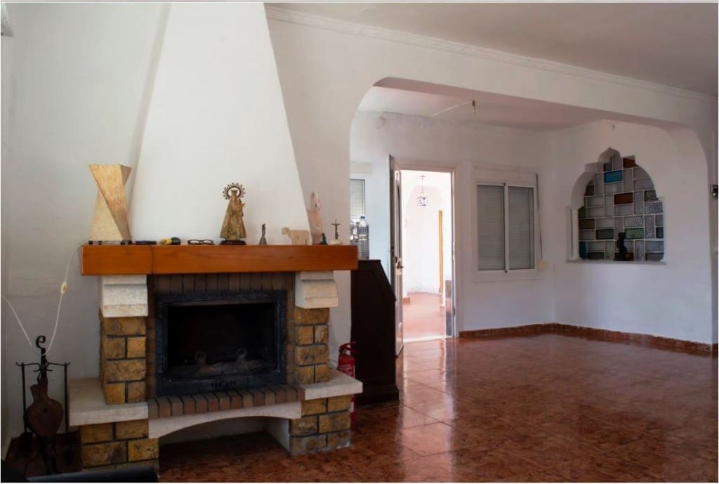 11 soveværelse Villa til salg i Caleta de Velez - € 585.000 (Ref: 7738567)