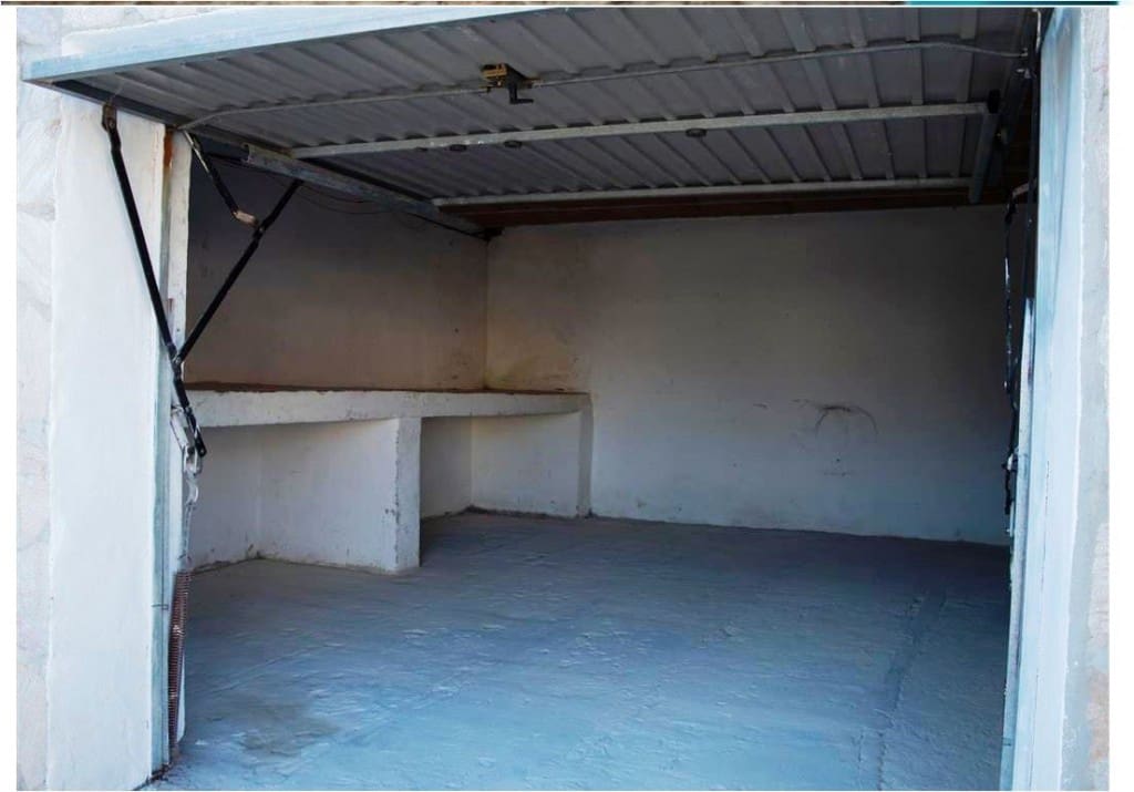 11 soveværelse Villa til salg i Caleta de Velez - € 585.000 (Ref: 7738567)