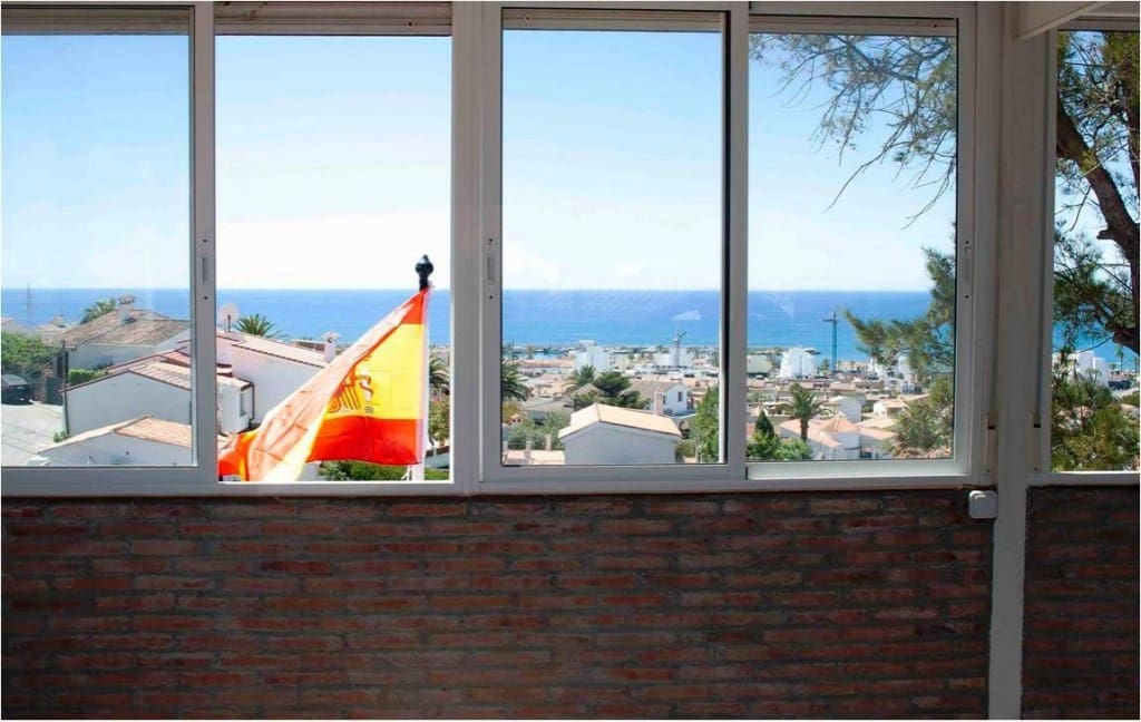 11 soveværelse Villa til salg i Caleta de Velez - € 585.000 (Ref: 7738567)