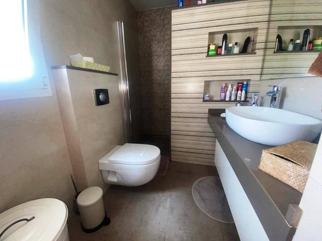 4 soveværelse Byhus til salg i Canillas de Albaida - € 168.000 (Ref: 7752209)