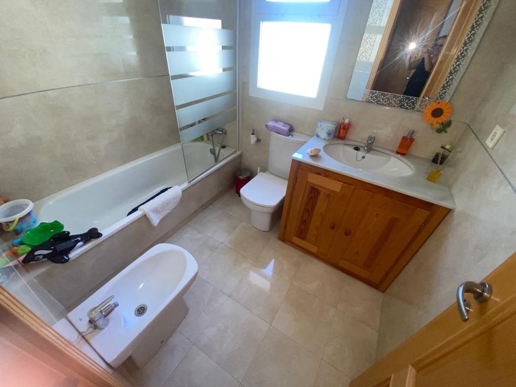 2 soveværelse Lejlighed til salg i Caleta de Velez med swimmingpool - € 367.000 (Ref: 7754436)