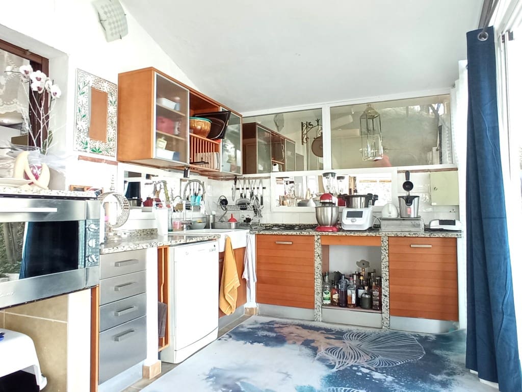 3 soveværelse Finca/Landehus til salg i Arenas med swimmingpool - € 439.000 (Ref: 7784894)