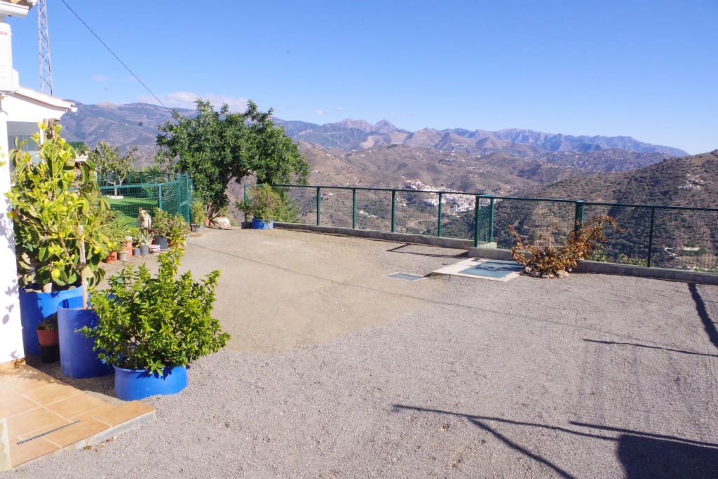 4 soveværelse Finca/Landehus til salg i Arenas med swimmingpool - € 398.000 (Ref: 7958151)