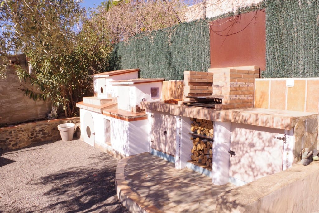 4 soveværelse Finca/Landehus til salg i Arenas med swimmingpool - € 398.000 (Ref: 7958151)