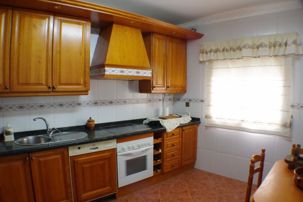 3 soverom Hus til salgs i Canillas de Aceituno - € 115 000 (Ref: 7976410)