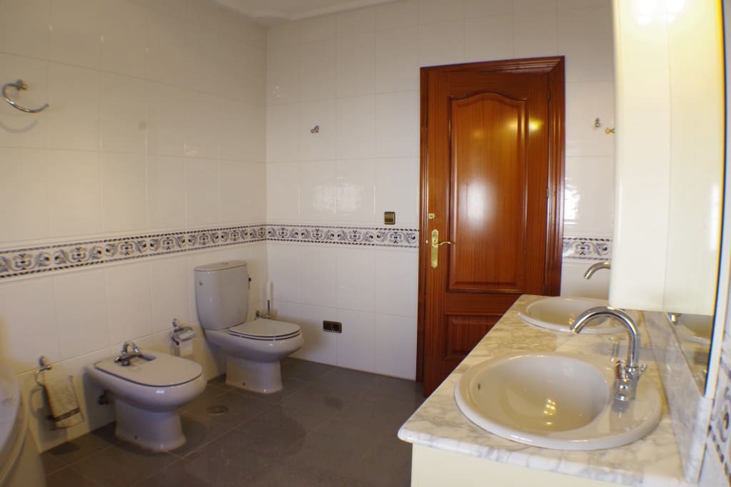 3 soverom Hus til salgs i Canillas de Aceituno - € 115 000 (Ref: 7976410)