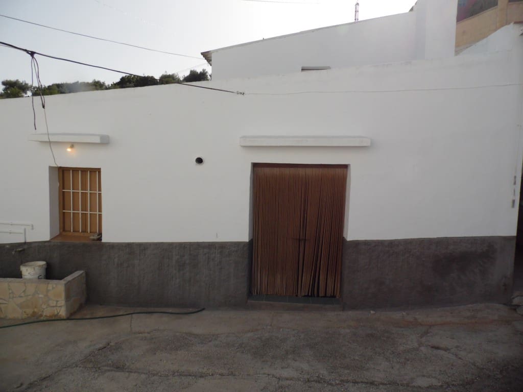 8 soveværelse Villa til salg i Los Romanes med swimmingpool - € 349.000 (Ref: 8103036)