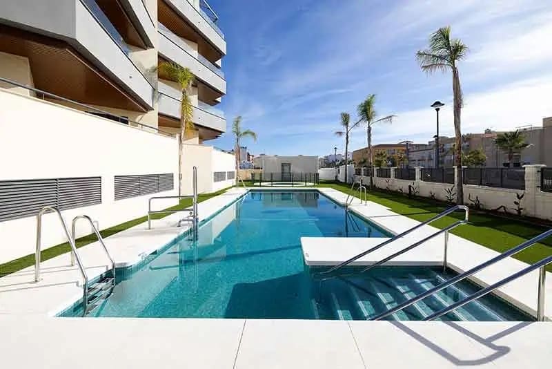 2 camera da letto Appartamento sulla Spiaggia in vendita in Torrox-Costa con piscina garage - 392.000 € (Rif: 8331368)