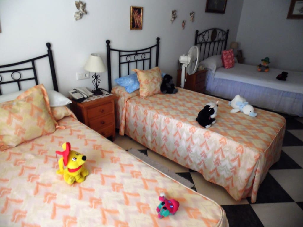 5 soveværelse Finca/Landehus til salg i Canillas de Aceituno med swimmingpool garage - € 360.000 (Ref: 8362250)