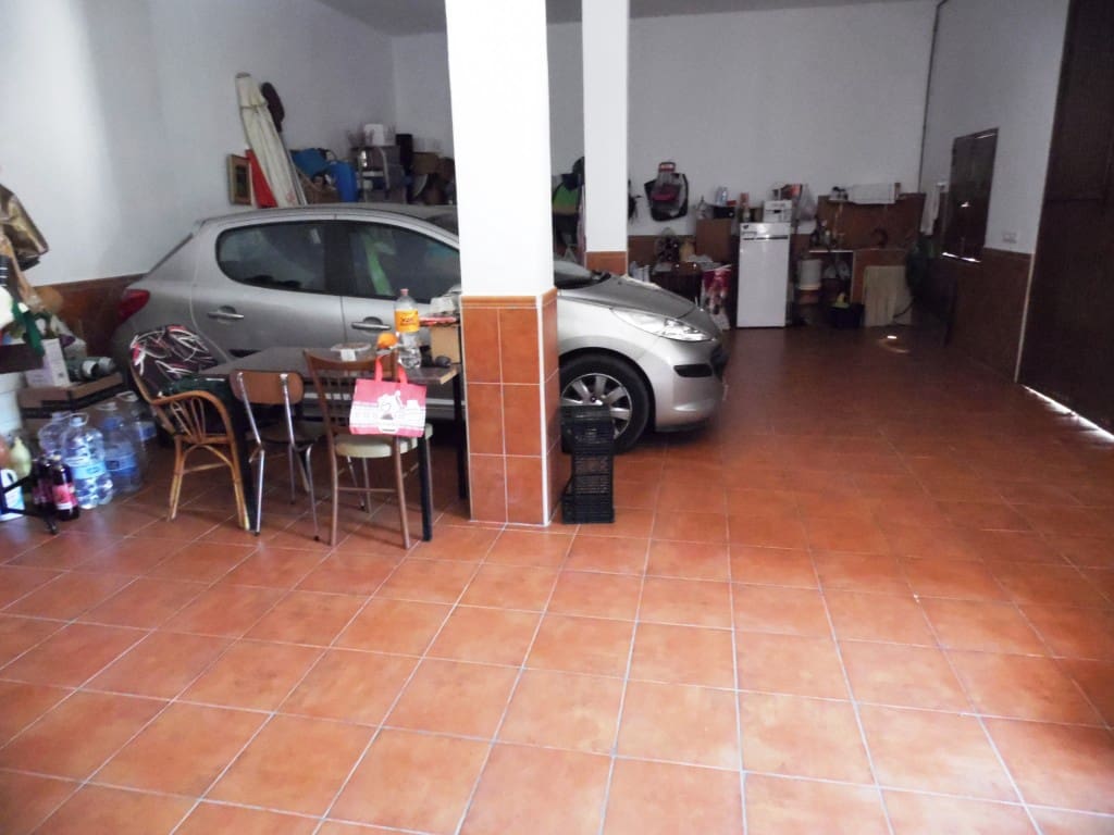 5 soveværelse Finca/Landehus til salg i Canillas de Aceituno med swimmingpool garage - € 360.000 (Ref: 8362250)