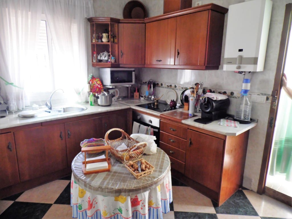 5 soveværelse Finca/Landehus til salg i Canillas de Aceituno med swimmingpool garage - € 360.000 (Ref: 8362250)