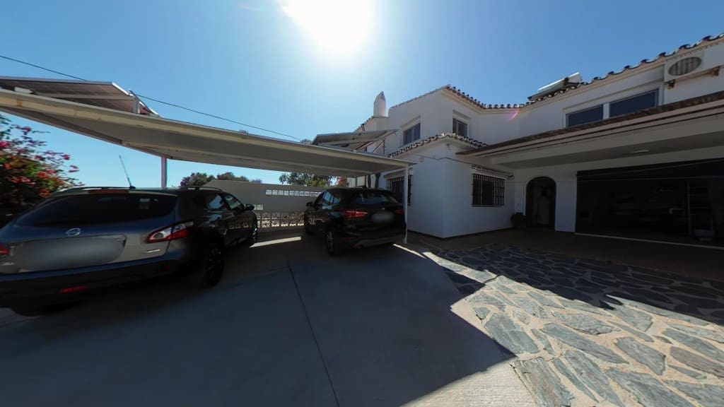 4 sypialnia Finka/Dom wiejski na sprzedaż w Almayate z garażem - 598 000 € (Ref: 8383020)